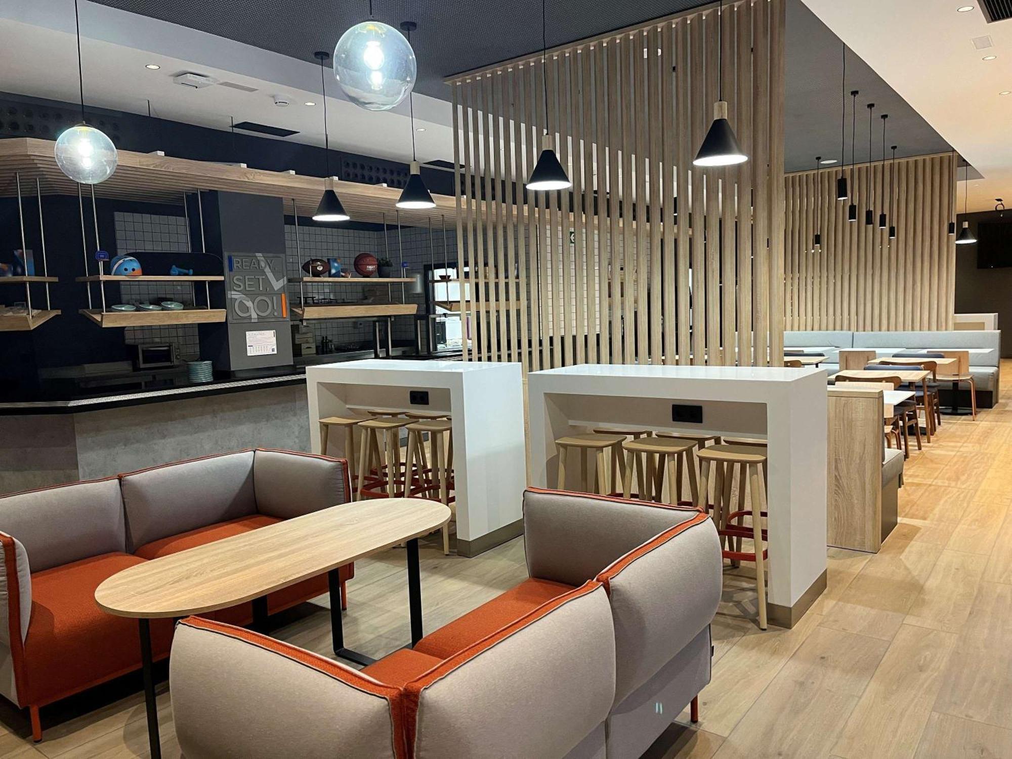 Ibis Budget Logrono Centro Εξωτερικό φωτογραφία